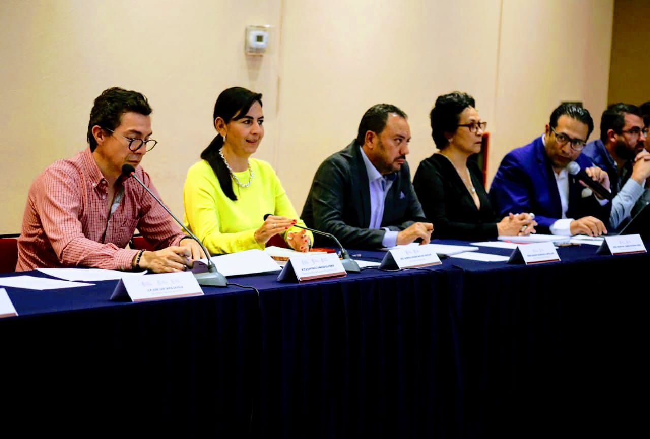 Con tecnología, SEE y Gobierno Digital atienden ausentismo docente